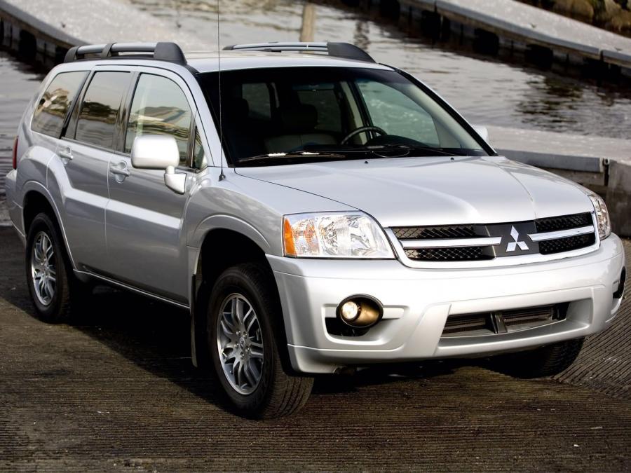  Mitsubishi Endeavor SE 2007 года  (фото 15 из 18)